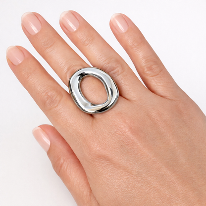 Anillo Ovalado Dorado Ajustable con Diseño Radiante para Mujer Elegante y Moderno